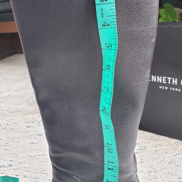 Kenneth Cole Tall Black Boot Size 8 - Picture 8 of 13